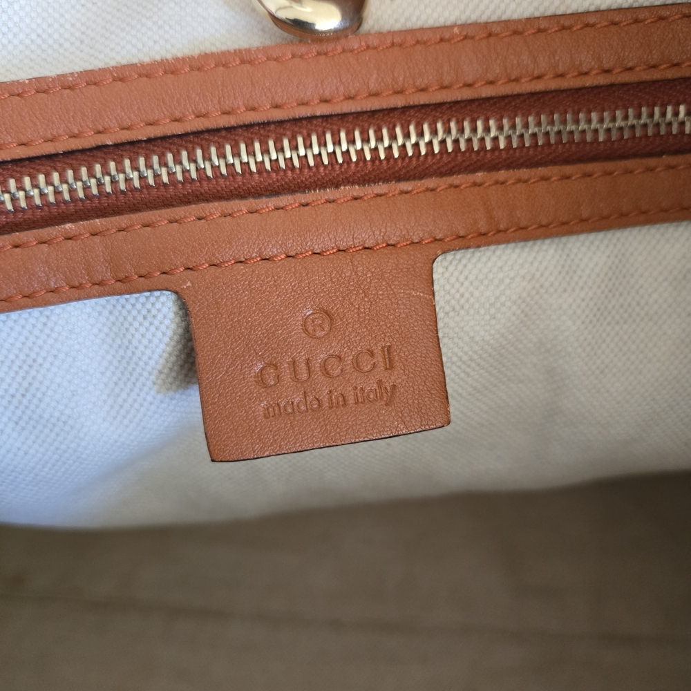 Gucci Pink GG Supreme Canvas Tote Bag - Picture 5 of 11